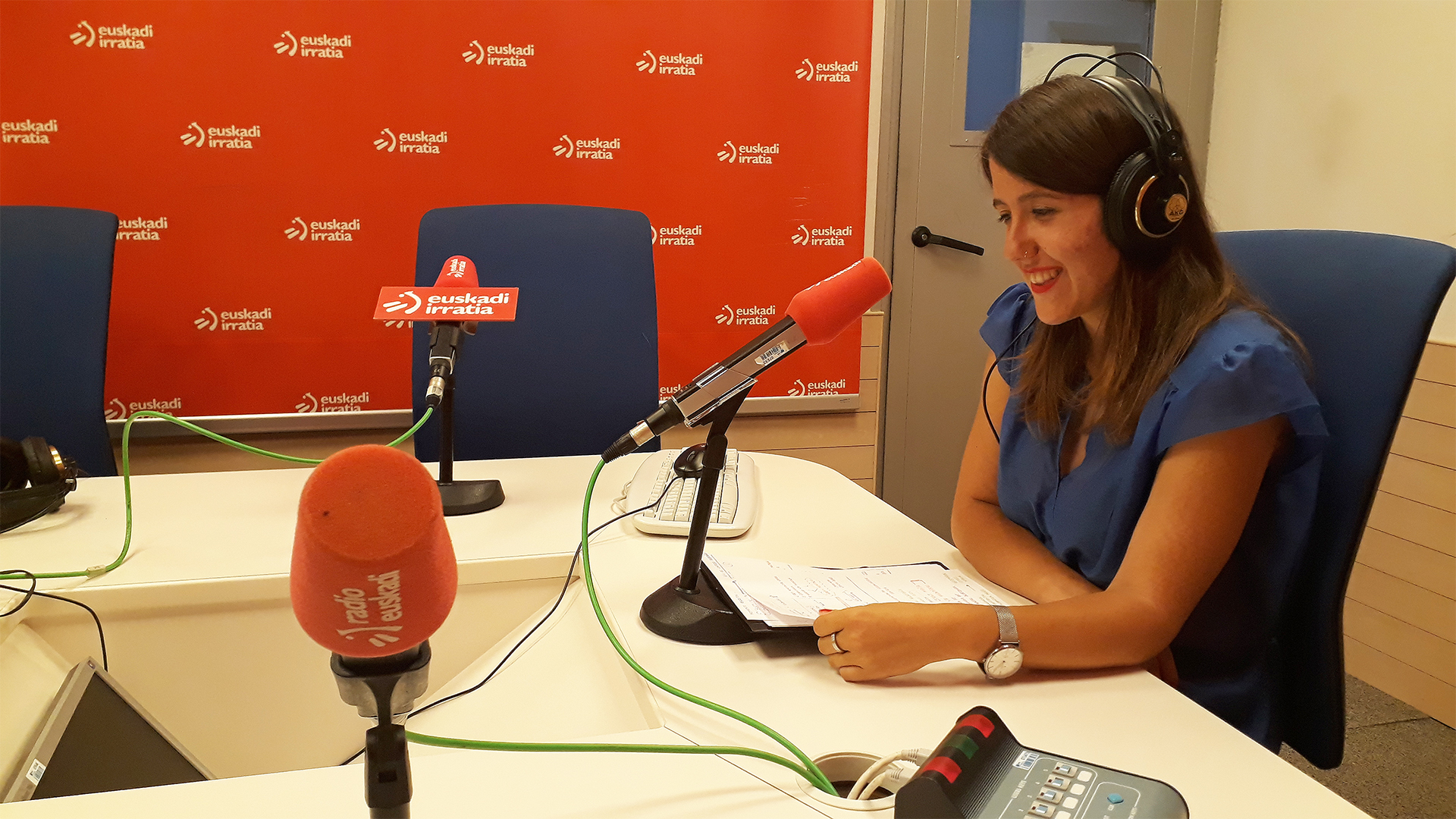 Estibaliz Legarreta (DIARADESIGN) habla del proyecto INCALM en Euskadi Irratia. Estibaliz Legarreta (DIARADESIGN) habla del proyecto INCALM en Euskadi Irratia.