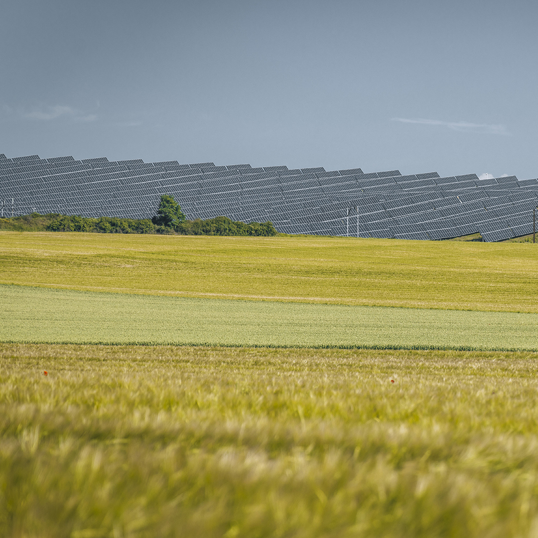 EKIAN parque de energía solar