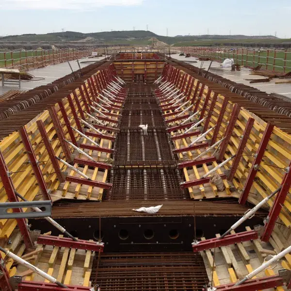 HIGH-SPEED RAILWAY LINE. SECTION: CADREITA-VILLAFRANCA.