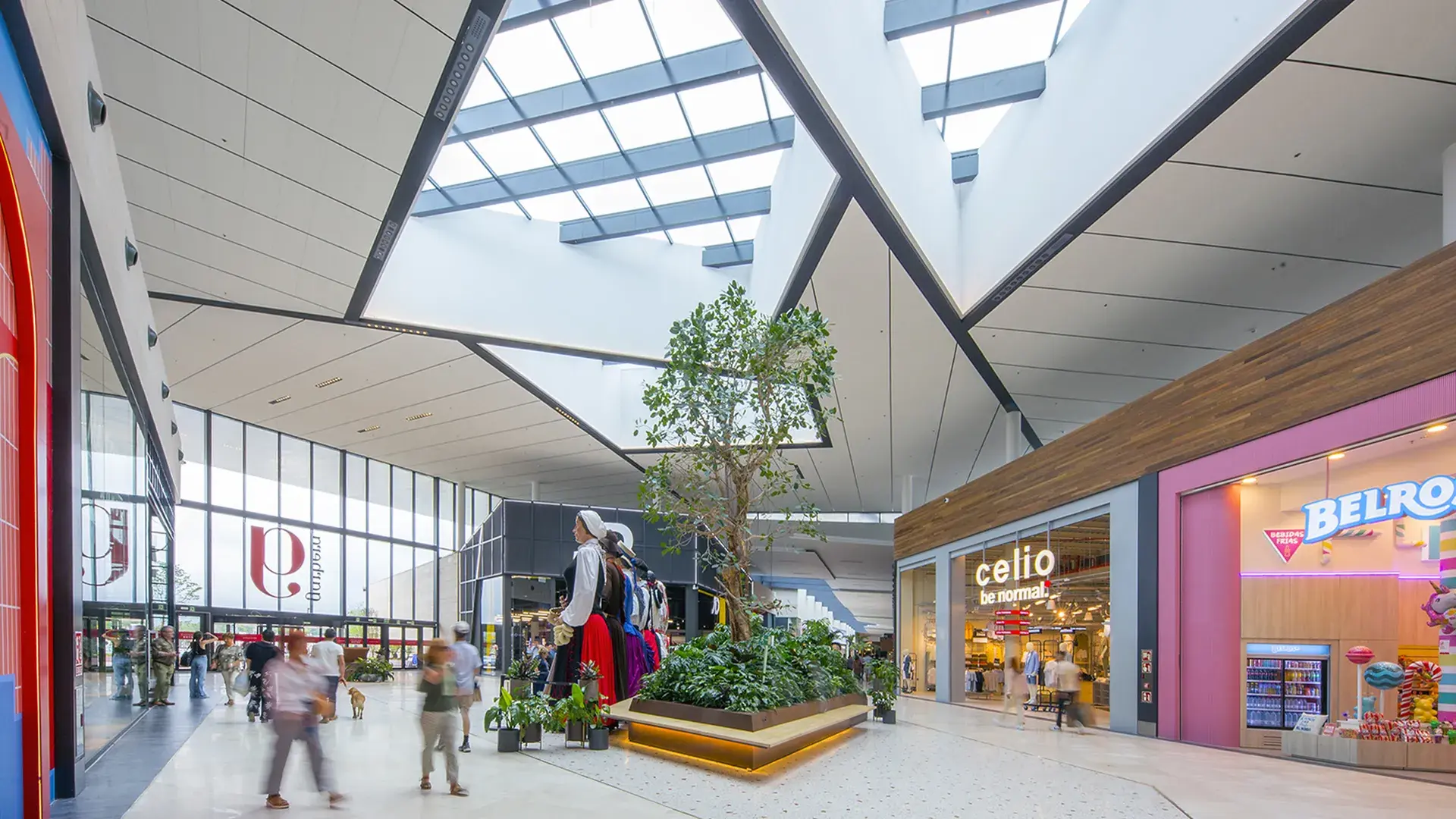 CENTRO COMERCIAL GARBERA - AMPLIACIÓN