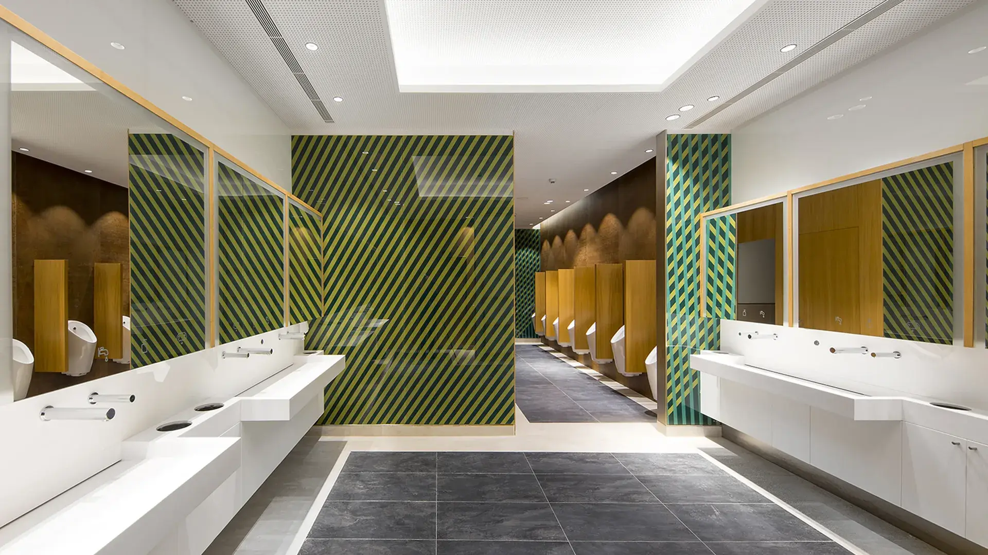 CENTRO COMERCIAL GARBERA - AMPLIACIÓN