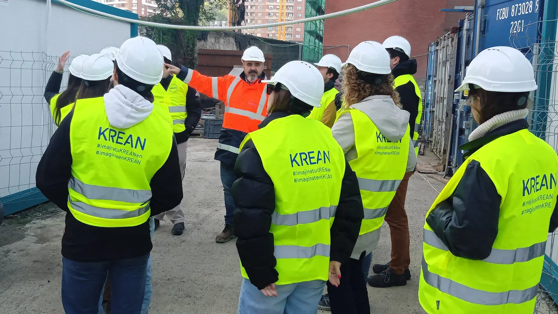 KREAN_Obra_Bisitak_estudianteak